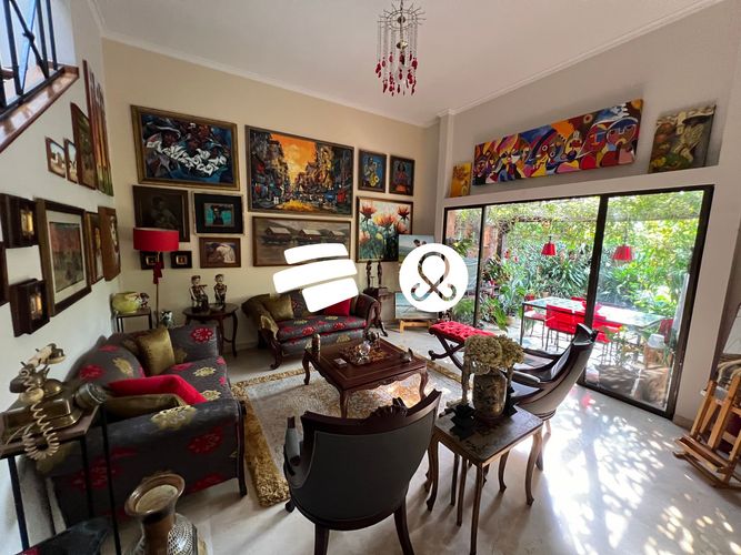 Casa de 3 alcobas en venta en El Poblado, Medellín, 209 m² · foto 3 de 19