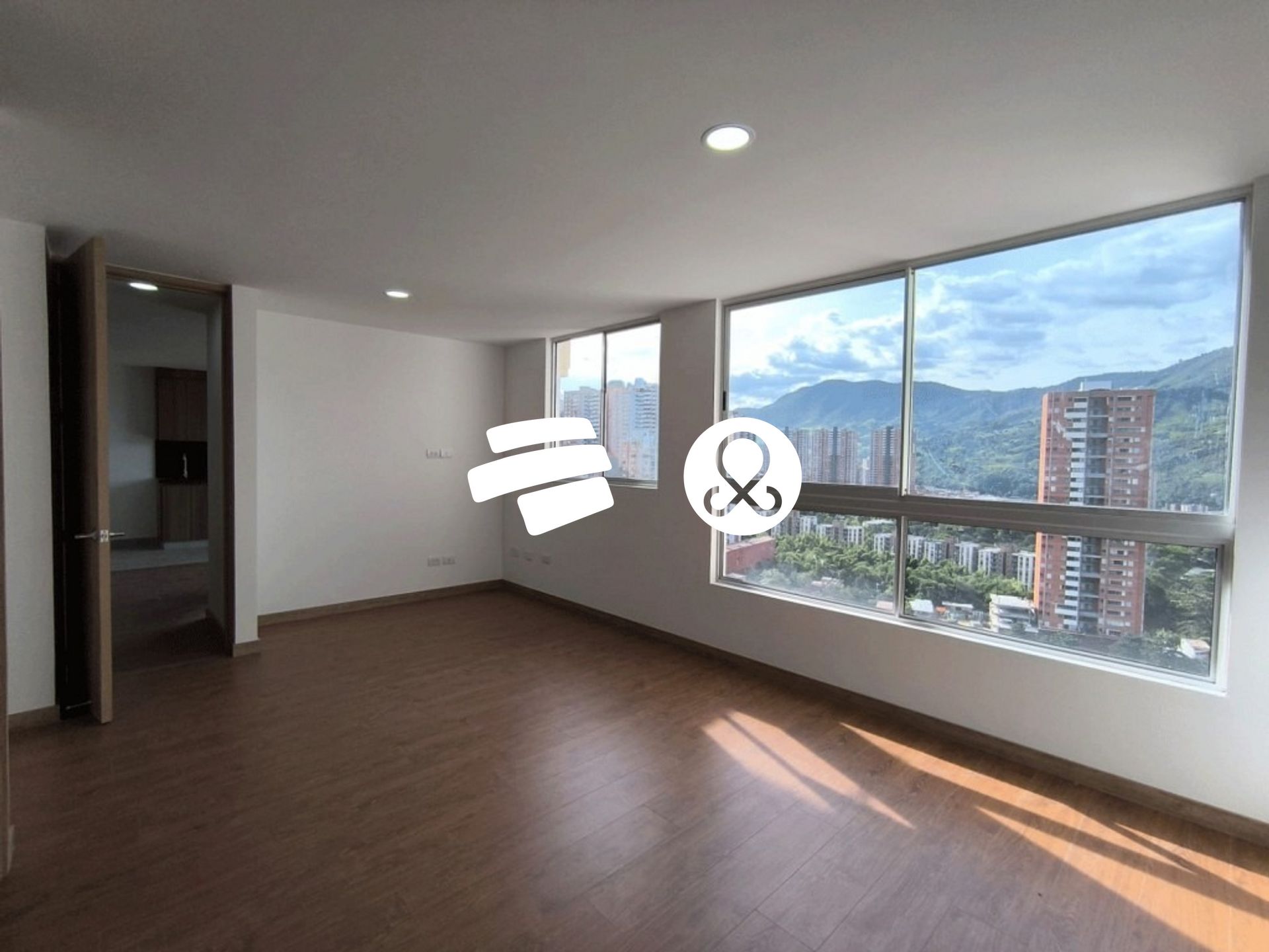 Apartamento en venta en Ditaires, Itagüí · foto 3 de 21