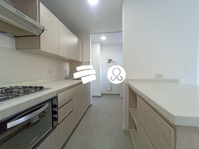 Apartamento de 2 alcobas en venta en El Retiro, 70 m² · foto 2 de 18