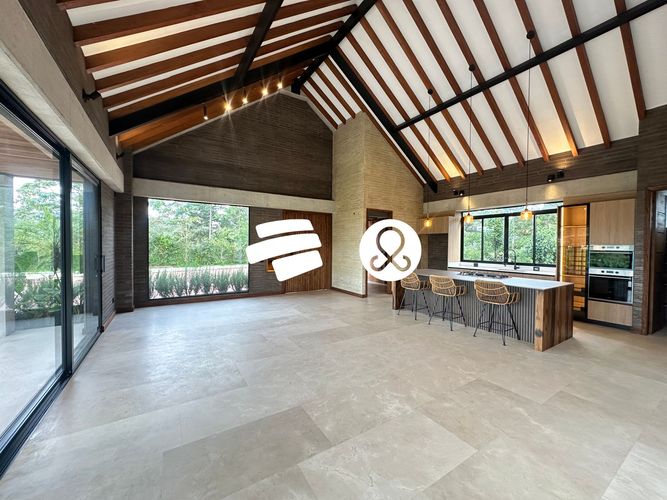 Casa de 3 alcobas en venta en Pantanillo, El Retiro · foto 2 de 24
