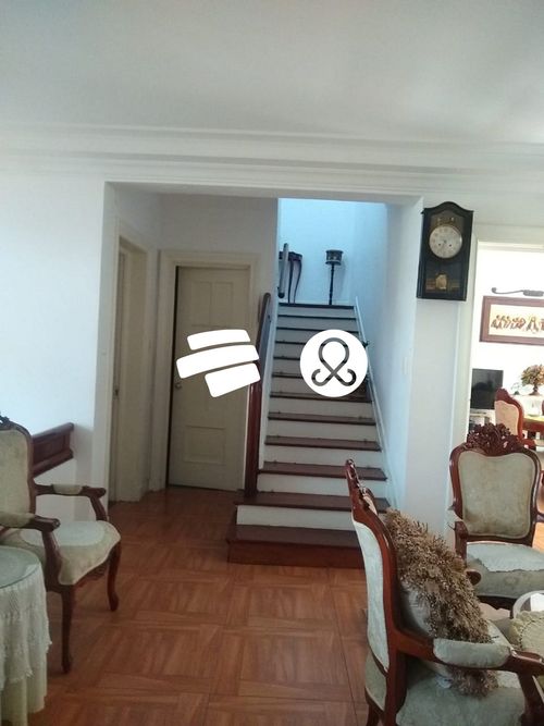 Casa de 5 alcobas en venta en Los Angeles, Medellín, 196 m² · foto 5 de 6