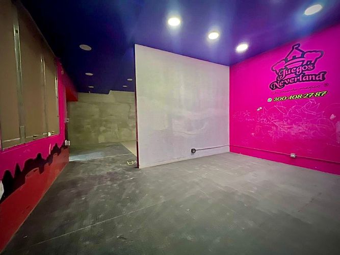 Local en venta en La Ospina, La Estrella, 39 m² · foto 5 de 11