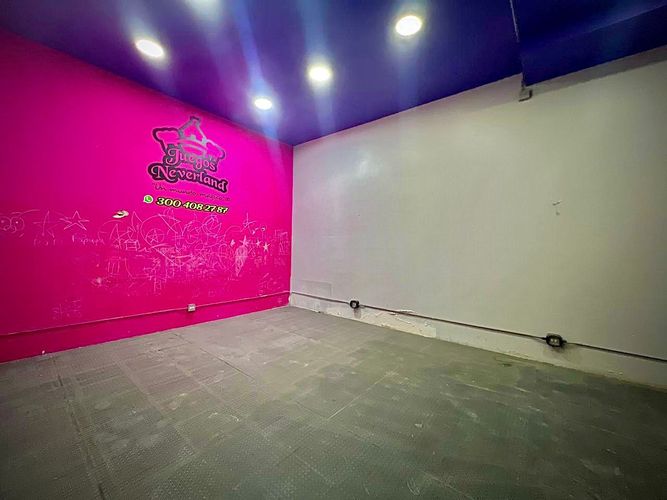 Local en venta en La Ospina, La Estrella, 39 m² · foto 7 de 11