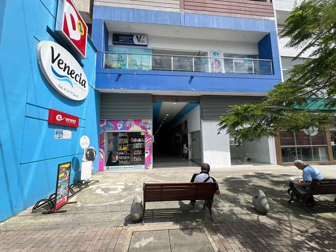 Local en venta en La Ospina, La Estrella, 39 m² · foto 8 de 11