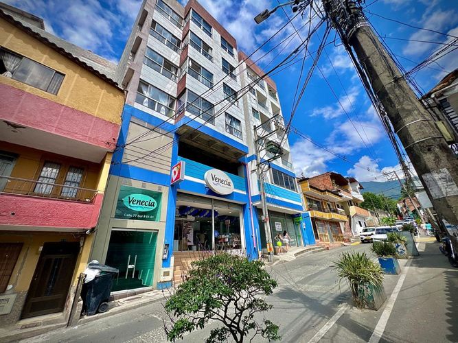Local en venta en La Ospina, La Estrella, 39 m² · foto 11 de 11
