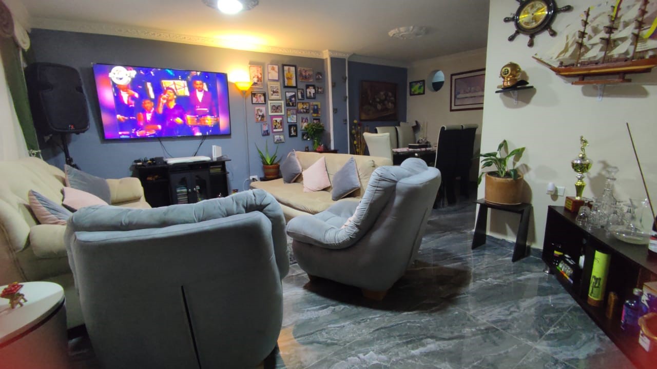 Casa en venta en Engativá, Bogotá · foto 4 de 17