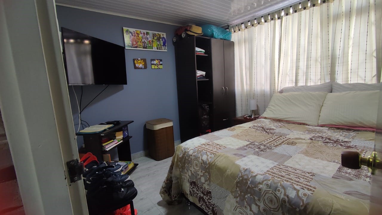 Casa en venta en Engativá, Bogotá · foto 7 de 17