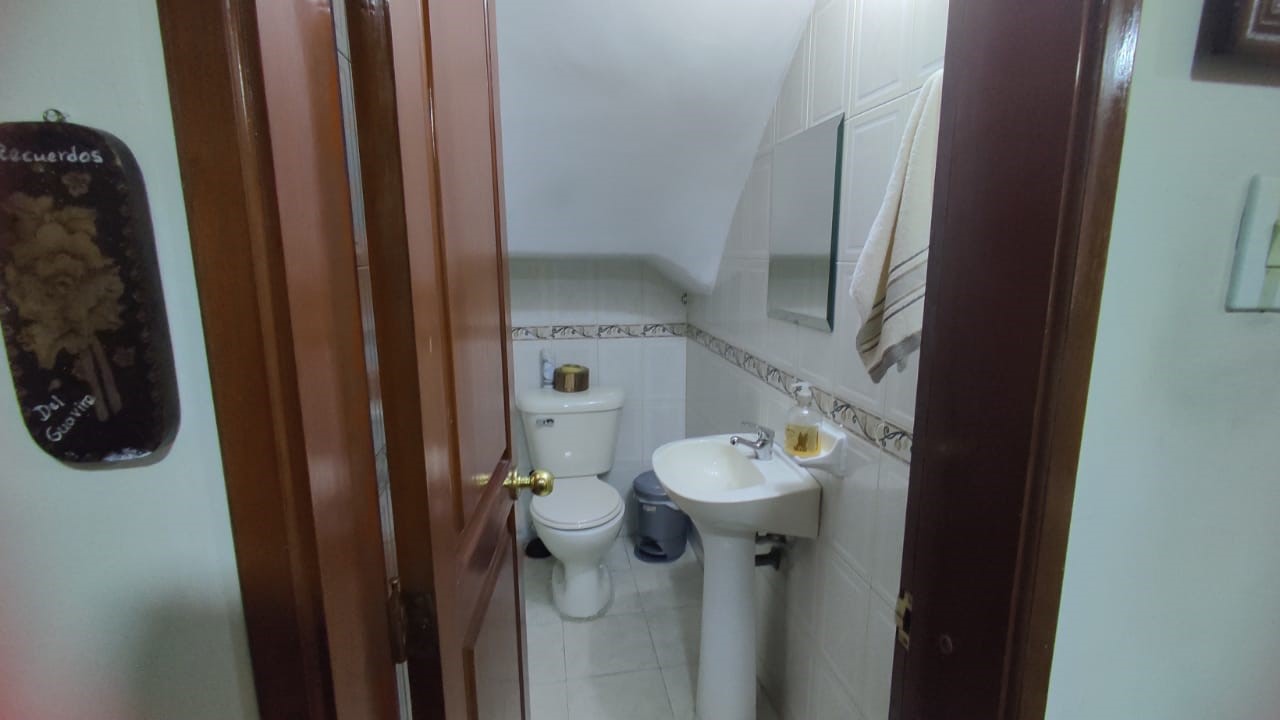 Casa en venta en Engativá, Bogotá · foto 15 de 17