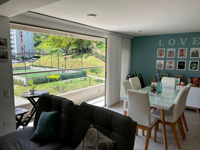 Apartamento de 2 alcobas en venta en Belén, Medellín, 73 m² · foto 9 de 12