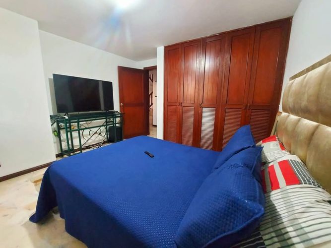 Apartamento de 5 alcobas en venta en Cuarto De Legua - Guadalupe, Cali, 256 m² · foto 11 de 24