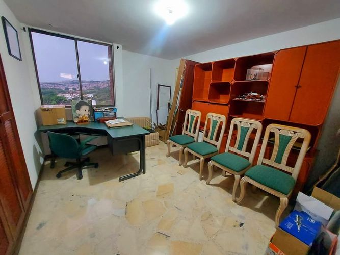 Apartamento de 5 alcobas en venta en Cuarto De Legua - Guadalupe, Cali, 256 m² · foto 13 de 24