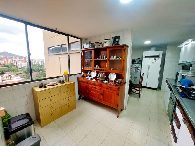 Apartamento de 5 alcobas en venta en Cuarto De Legua - Guadalupe, Cali, 256 m² · foto 19 de 24