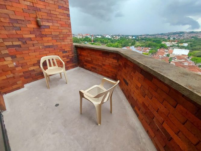 Apartamento de 5 alcobas en venta en Cuarto De Legua - Guadalupe, Cali, 256 m² · foto 23 de 24