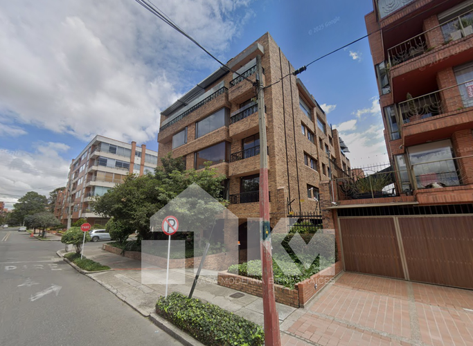 Apartamento de 4 alcobas en venta en Navarra, Bogotá, 435 m² · foto 3 de 24