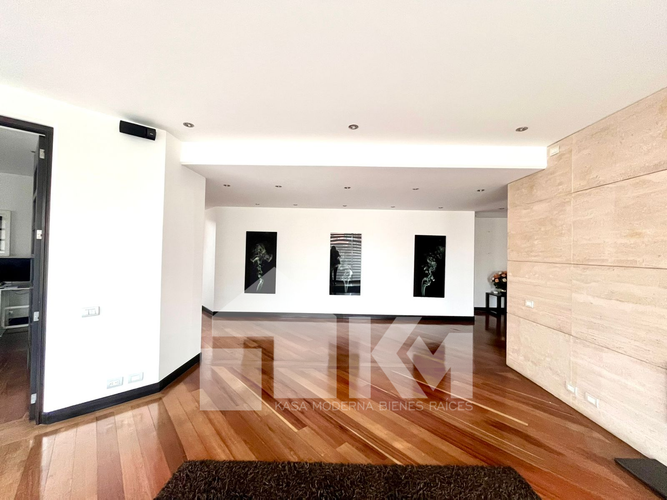 Apartamento de 4 alcobas en venta en Navarra, Bogotá, 435 m² · foto 6 de 24