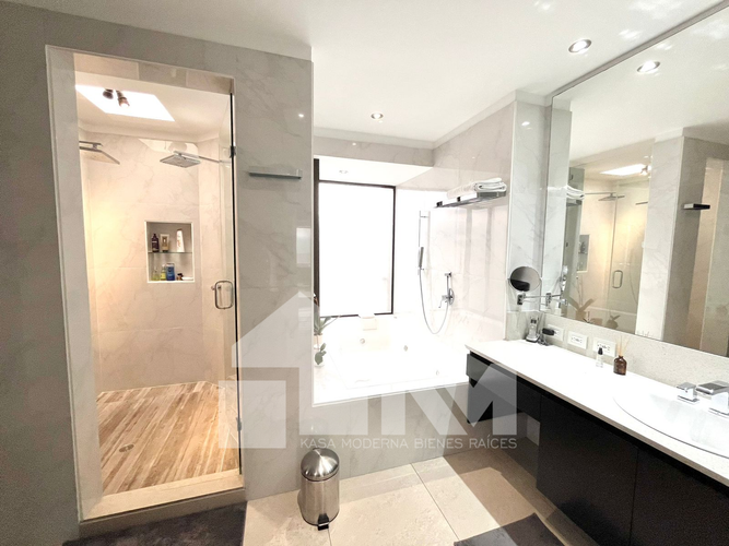 Apartamento de 4 alcobas en venta en Navarra, Bogotá, 435 m² · foto 20 de 24