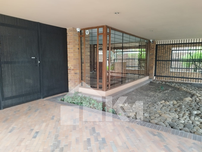 Apartamento de 4 alcobas en venta en Navarra, Bogotá, 435 m² · foto 23 de 24