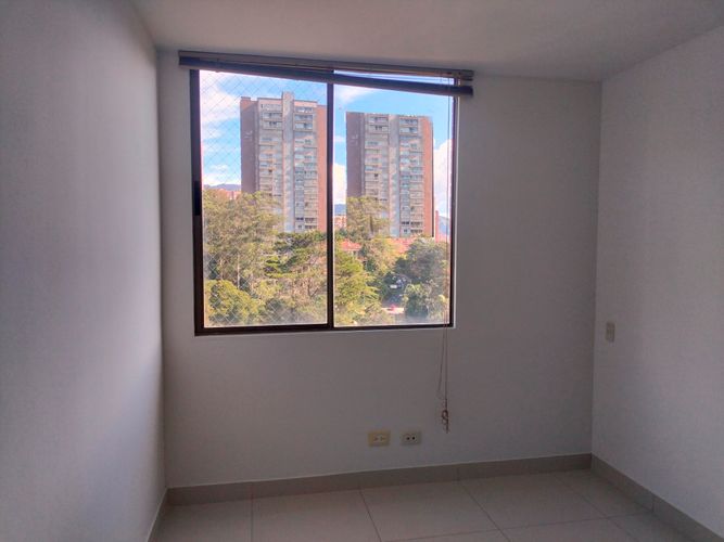 Apartamento en arriendo en El Poblado, Medellín · foto 15 de 18