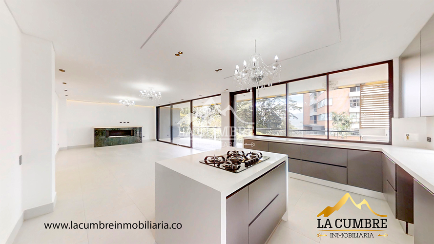 Casa de 4 alcobas en venta en Cola Del Zorro, Medellín, 441 m² · foto 4 de 24