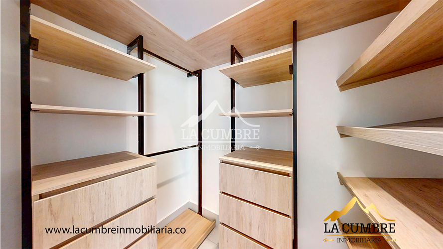 Casa de 4 alcobas en venta en Cola Del Zorro, Medellín, 441 m² · foto 12 de 24