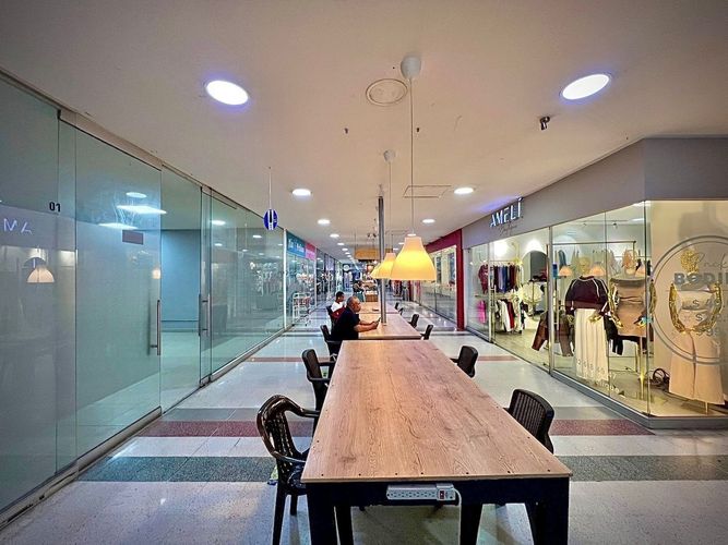 Local en venta en La Ospina, La Estrella, 61 m² · foto 7 de 9