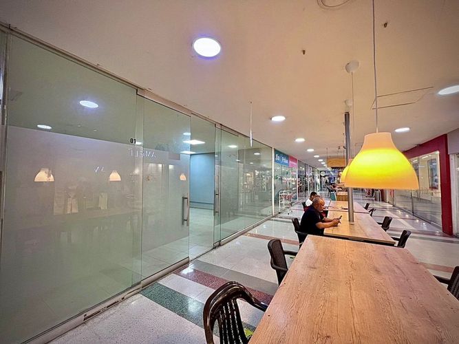 Local en venta en La Ospina, La Estrella, 61 m² · foto 8 de 9