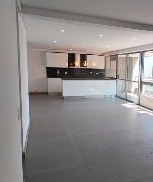 Apartamento en arriendo en El Poblado, Medellín, 86 m² · foto 2 de 16