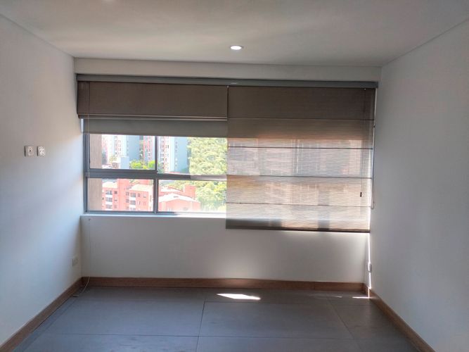 Apartamento en arriendo en El Poblado, Medellín, 86 m² · foto 13 de 16