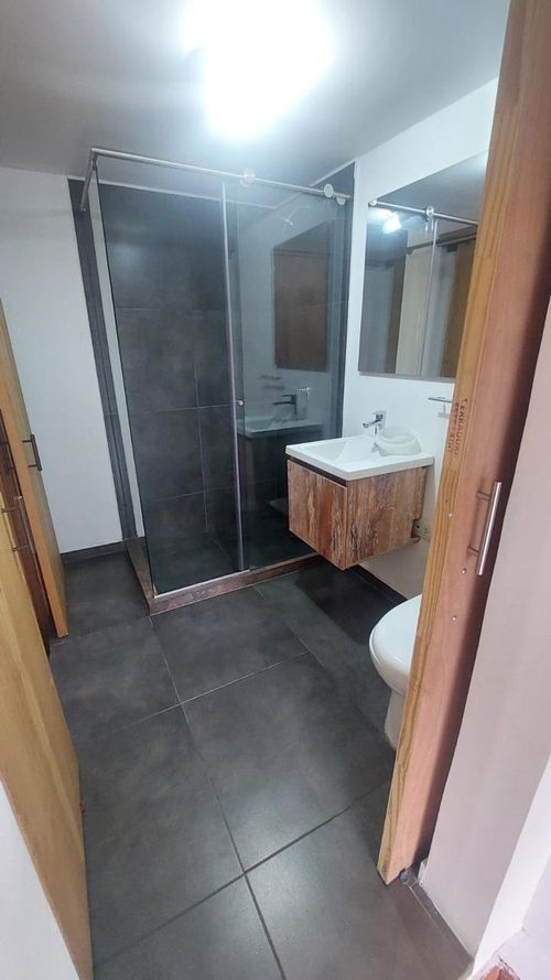 Apartamento de 3 alcobas en arriendo en Los Balsos, Medellín, 200 m² · foto 8 de 16