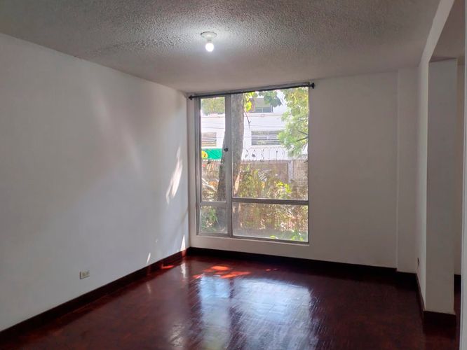 Apartamento de 3 alcobas en arriendo en El Poblado, Medellín, 127 m² · foto 6 de 17