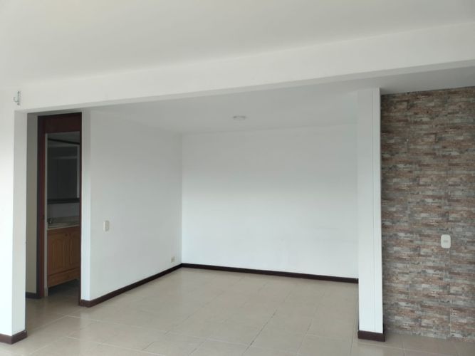 Apartamento de 3 alcobas en arriendo en El Poblado, Medellín, 84 m² · foto 7 de 17
