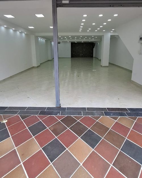 Local en arriendo en Suramérica, Itagüí, 130 m² · foto 2 de 4