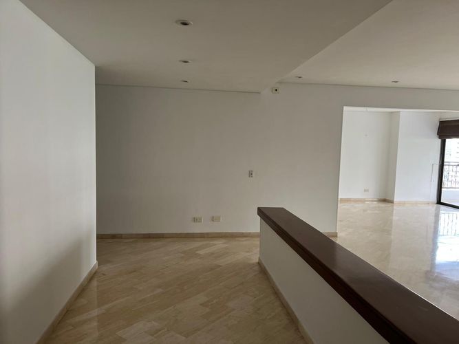 Apartamento de 4 alcobas en venta en Santa Teresita, Cali, 290 m² · foto 18 de 23