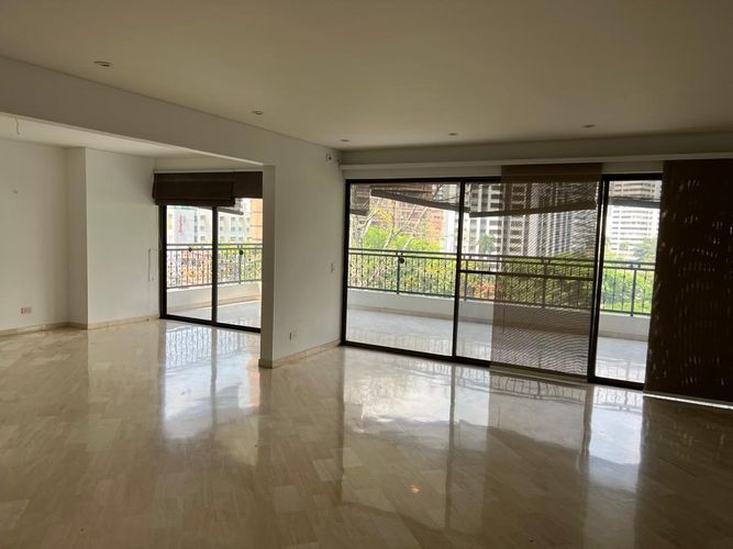 Apartamento de 4 alcobas en venta en Santa Teresita, Cali, 290 m² · foto 2 de 23