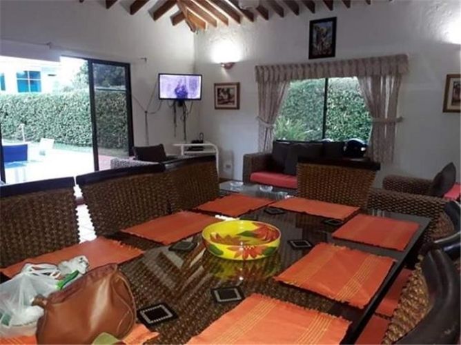 Casa de 3 alcobas en arriendo en Ricaurte, 250 m² · foto 9 de 20