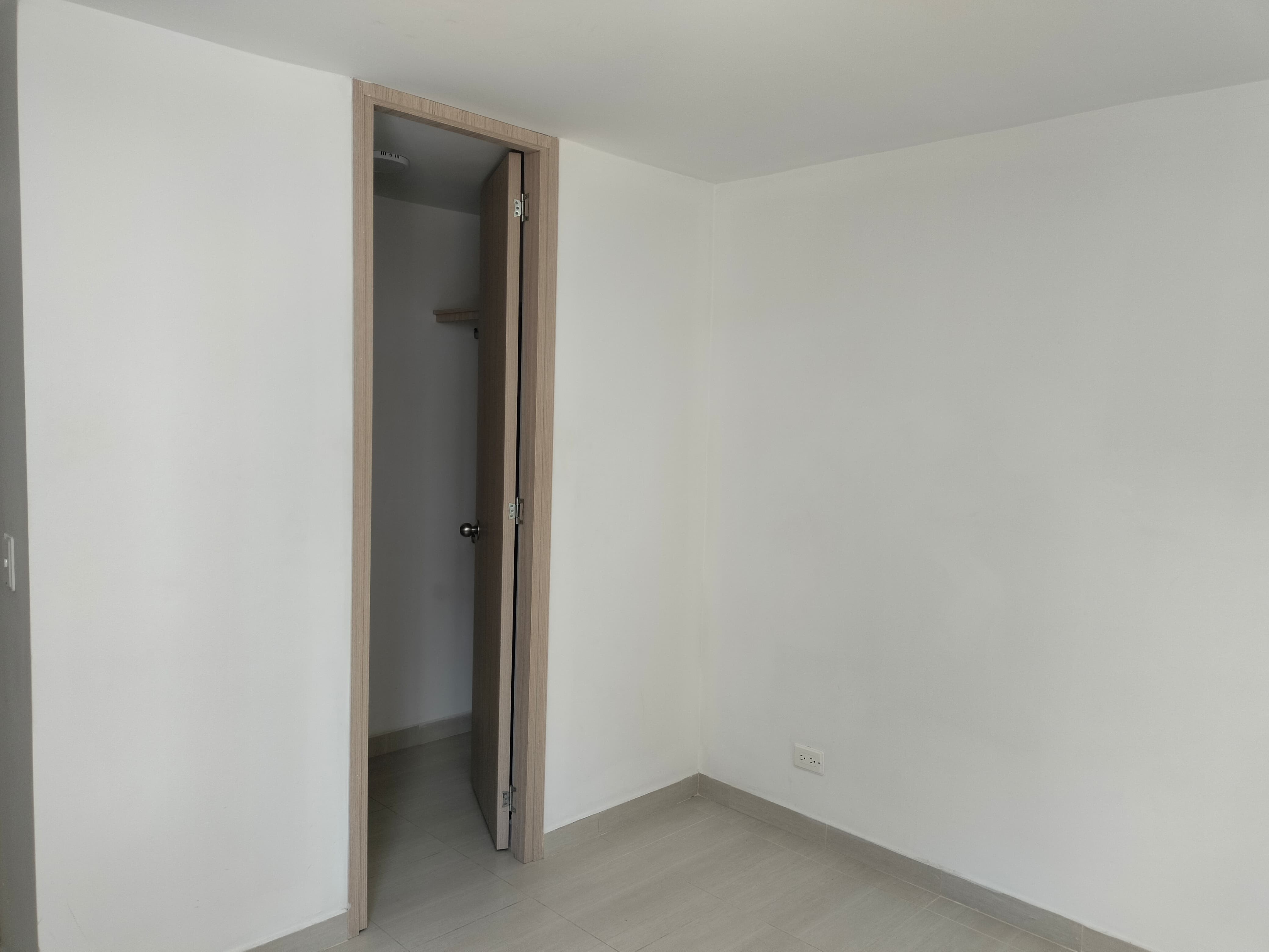 Apartamento en arriendo en El Poblado, Medellín · foto 4 de 16