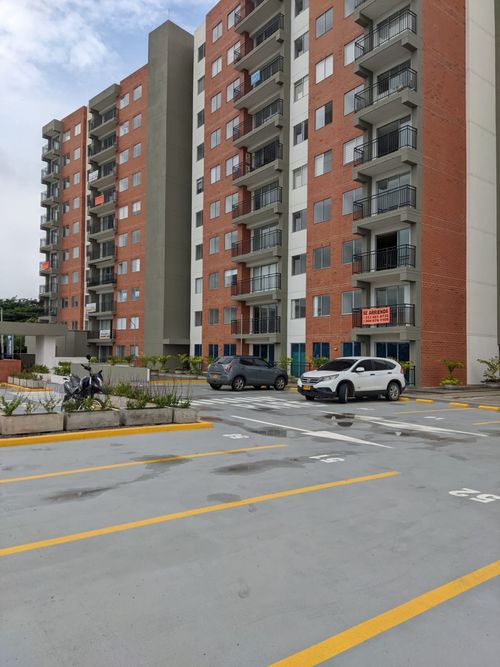 Apartamento de 2 alcobas en venta en Palmaseca, Palmira, 63 m² · foto 2 de 24