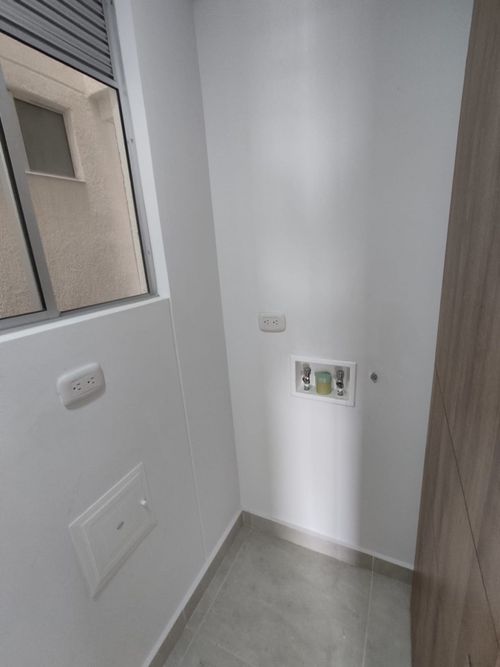 Apartamento de 2 alcobas en venta en Palmaseca, Palmira, 63 m² · foto 9 de 24