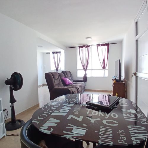 Apartamento de 2 alcobas en venta en El Carmelo, Candelaria, 51 m² · foto 4 de 24