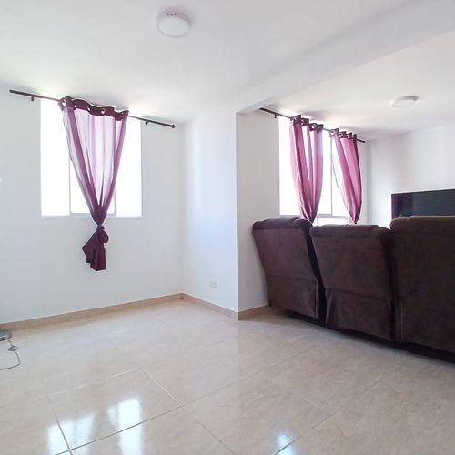 Apartamento de 2 alcobas en venta en El Carmelo, Candelaria, 51 m² · foto 8 de 24
