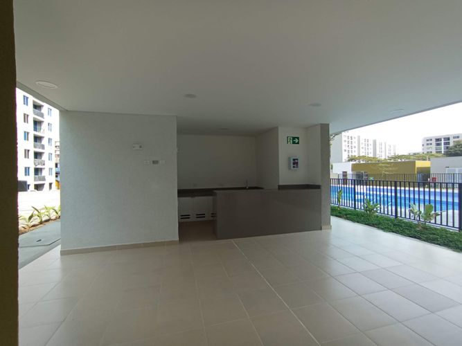 Apartamento de 2 alcobas en venta en Arroyohondo, Yumbo, 70 m² · foto 4 de 21