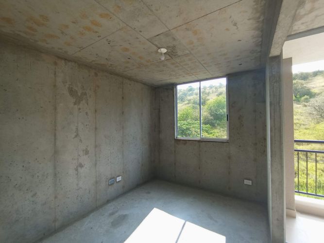 Apartamento de 2 alcobas en venta en Arroyohondo, Yumbo, 70 m² · foto 13 de 21