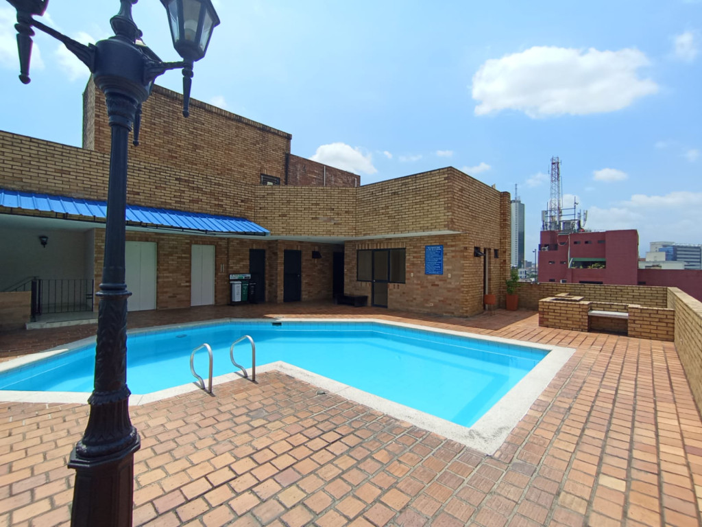 Apartamento en venta en Versalles, Cali · foto 4 de 24