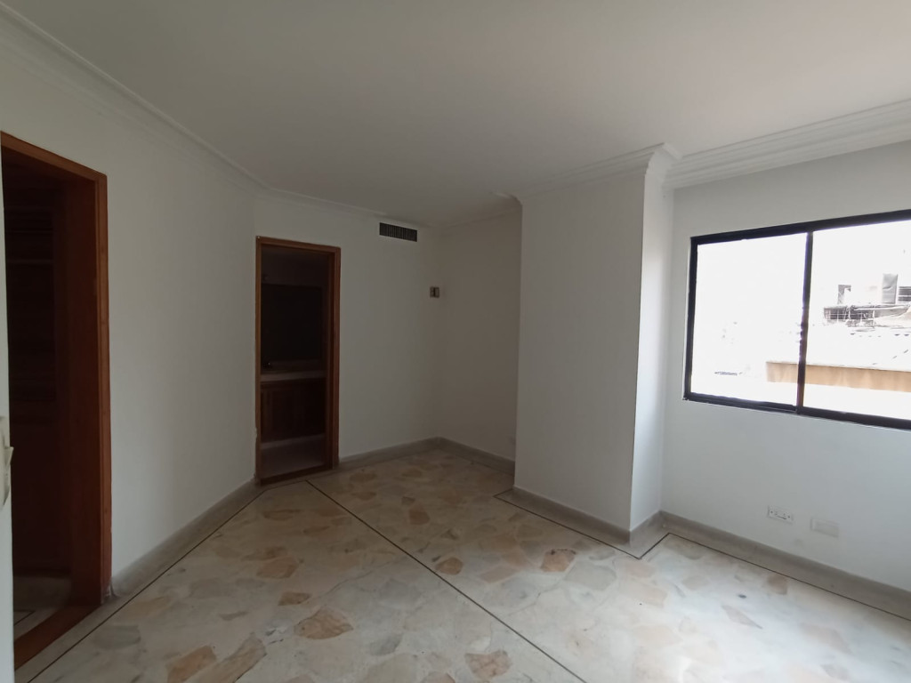 Apartamento en venta en Versalles, Cali · foto 21 de 24