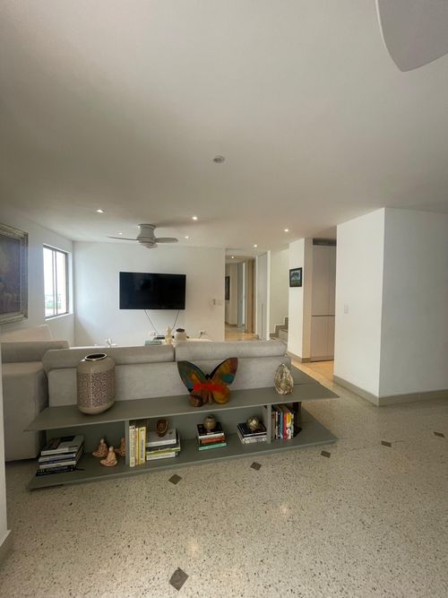 Apartamento en venta en Santa Monica, Cali · foto 6 de 24