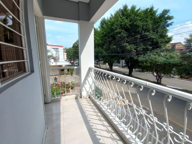Casa de 6 alcobas en venta en Urbanizacion La Base (Planta Y Talleres), Cali, 268 m² · foto 10 de 23