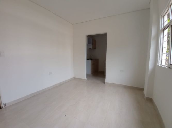 Casa de 6 alcobas en venta en Urbanizacion La Base (Planta Y Talleres), Cali, 268 m² · foto 14 de 23