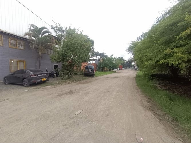 Bodega en arriendo en La Dolores, Palmira, 2000 m² · foto 3 de 24