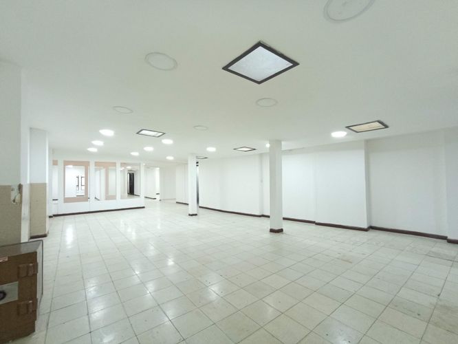 Local en arriendo en Centenario, Cali, 302 m² · foto 3 de 19