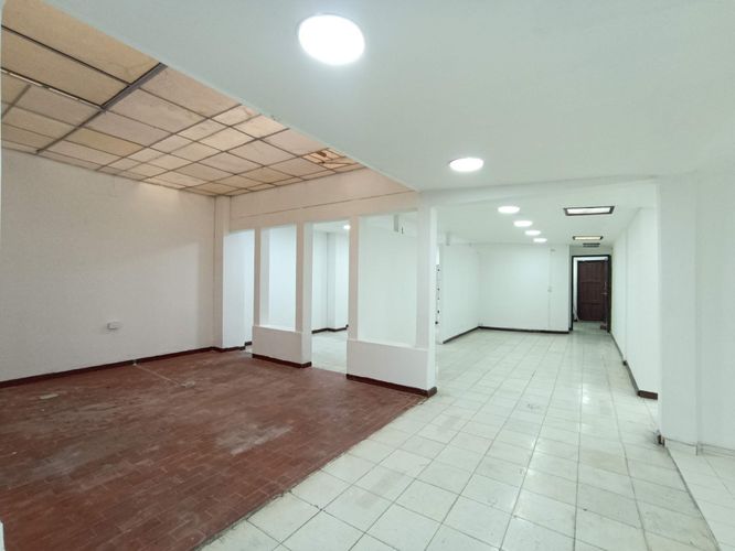 Local en arriendo en Centenario, Cali, 302 m² · foto 8 de 19